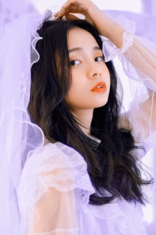 老婆说她想尝试多人怎么回复她呢
